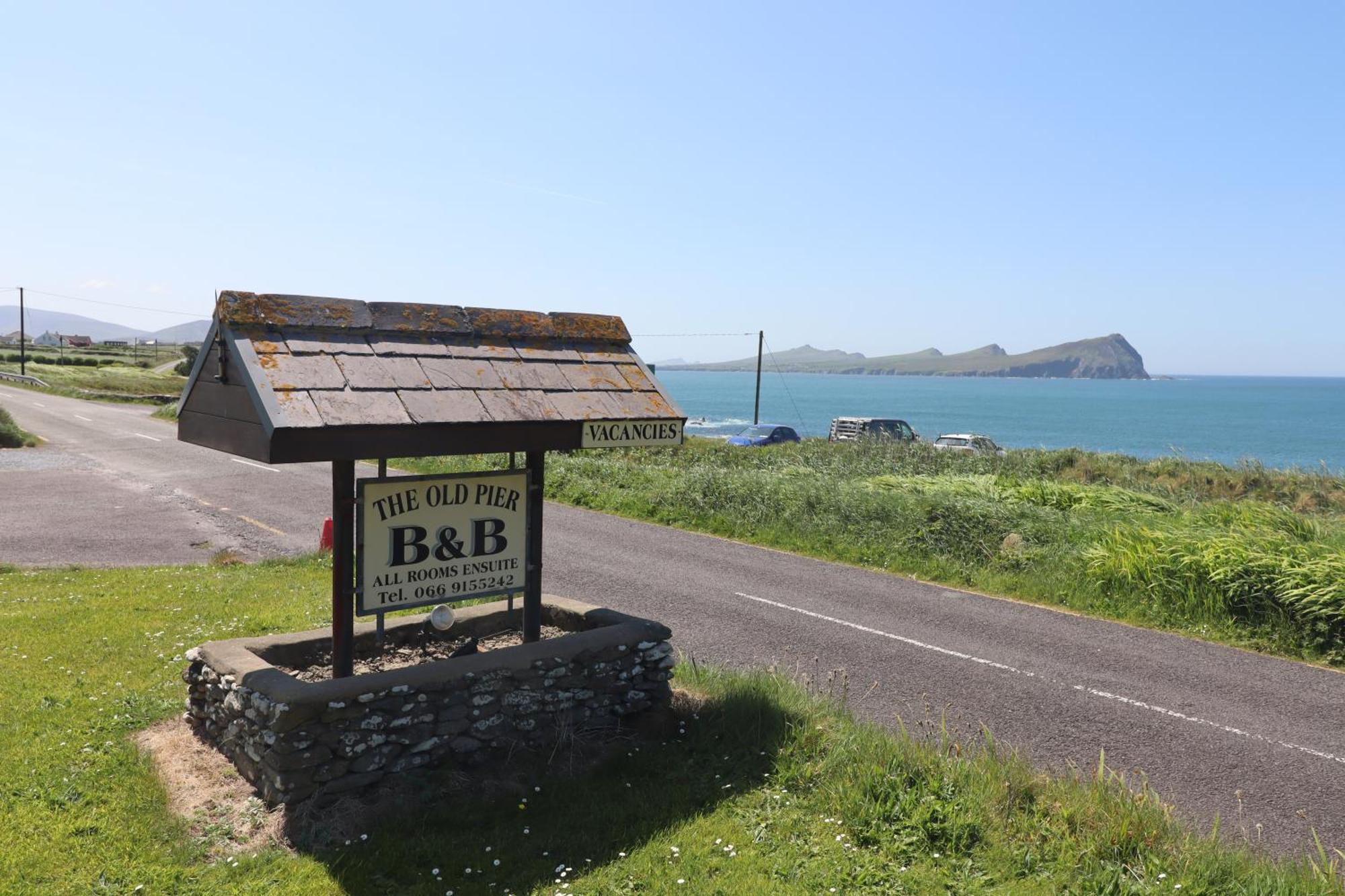 The Old Pier Guest Accommodation, Bed Only, No Breakfast Ballydavid Kültér fotó